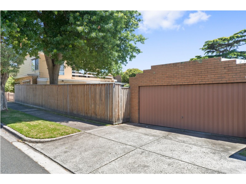 37 Summit Road, Frankston VIC 3199