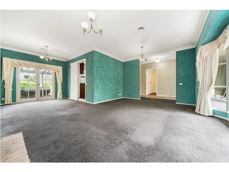 5 The Knoll, Somerville VIC 3912
