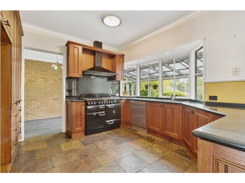 5 The Knoll, Somerville VIC 3912