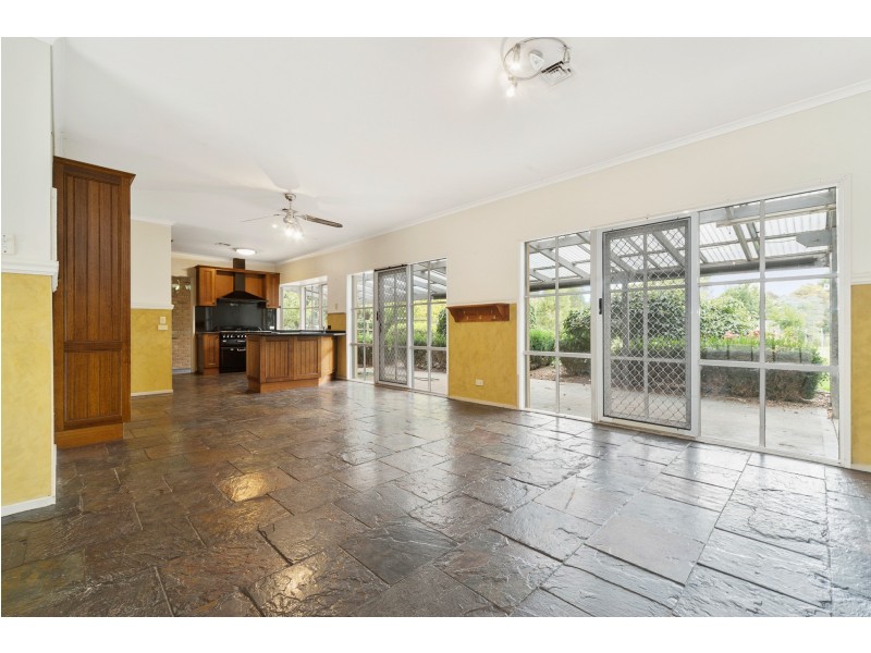 5 The Knoll, Somerville VIC 3912