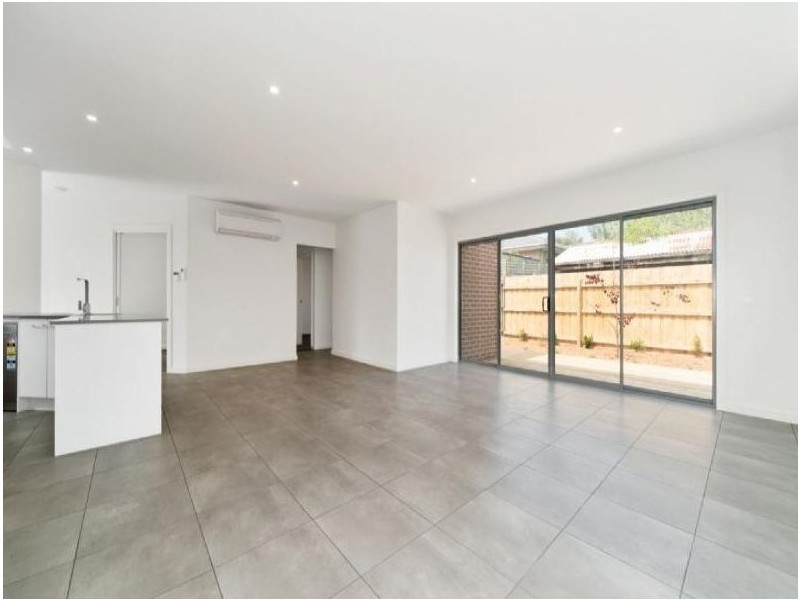 10B Dell Road, Frankston VIC 3199