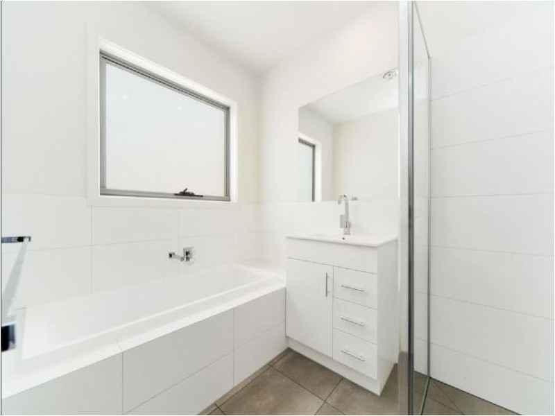 10B Dell Road, Frankston VIC 3199