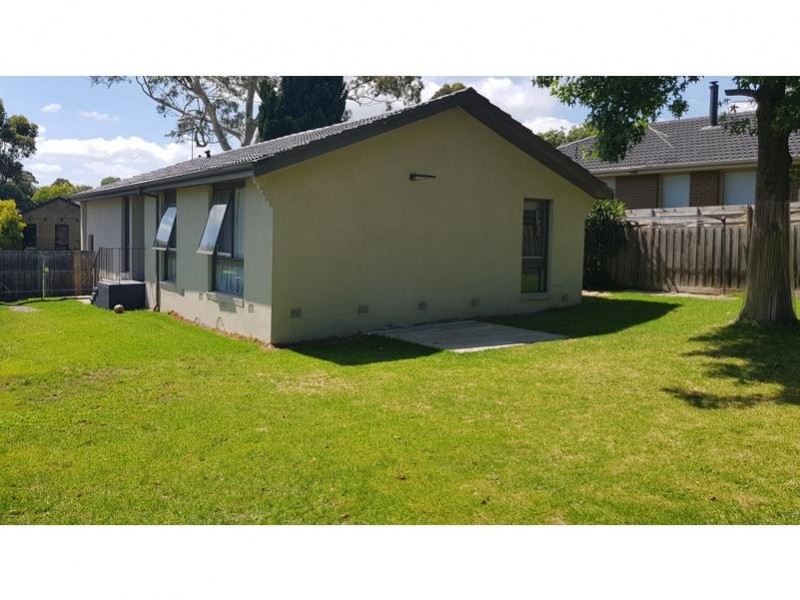 10 Carter Court, Frankston VIC 3199