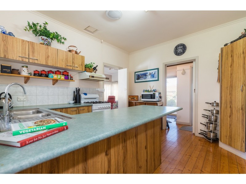 147 Fortescue Avenue, Seaford VIC 3198