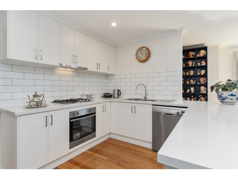2/6 Frawley Street, Frankston VIC 3199
