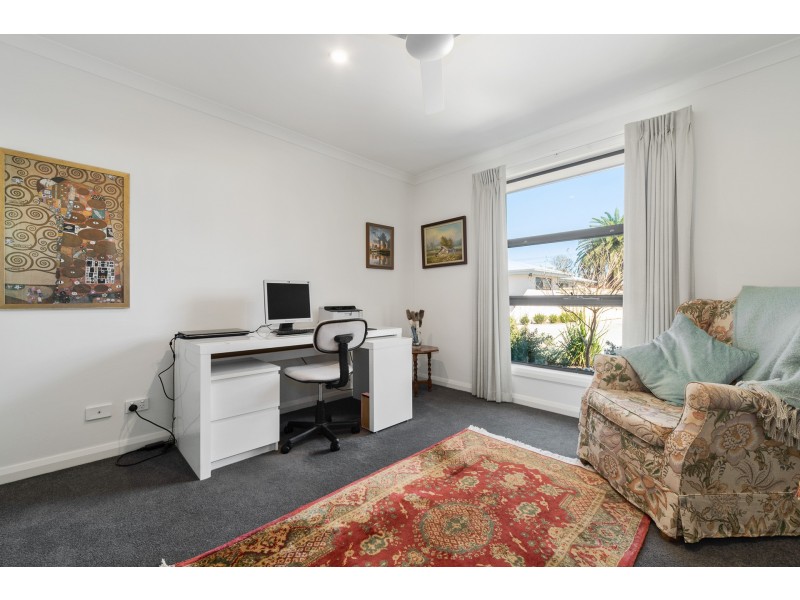2/6 Frawley Street, Frankston VIC 3199