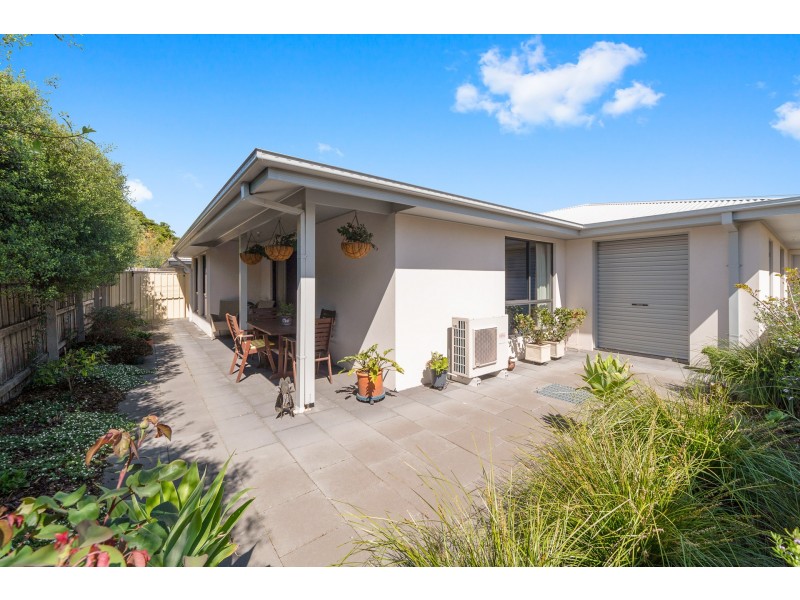 2/6 Frawley Street, Frankston VIC 3199