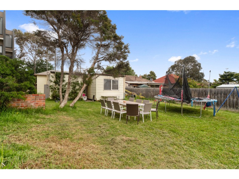 12 Ebdale Street, Frankston VIC 3199