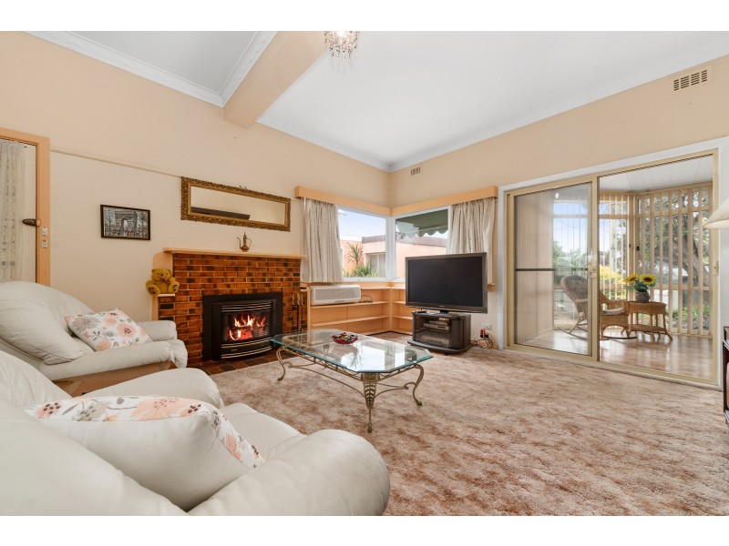 93 Nepean Highway, Seaford VIC 3198