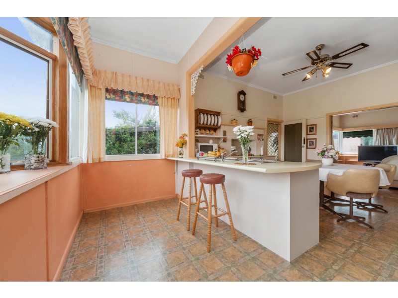 93 Nepean Highway, Seaford VIC 3198