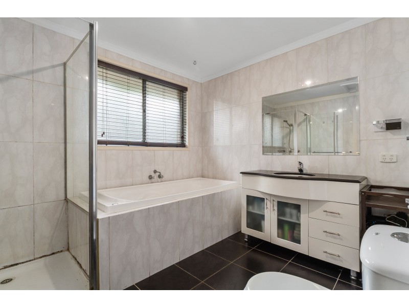 1 Hartley Court, Frankston VIC 3199