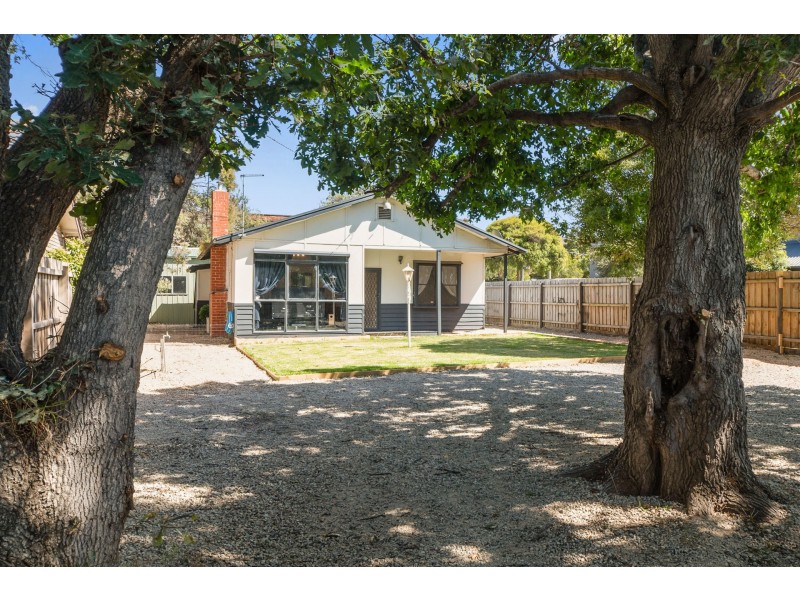 13 Bragge Street, Frankston VIC 3199