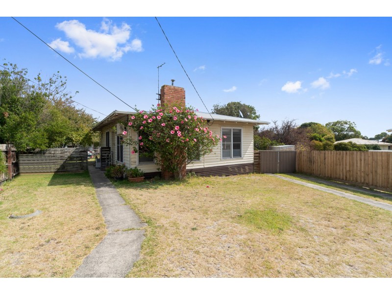 5 Eton Court, Frankston VIC 3199