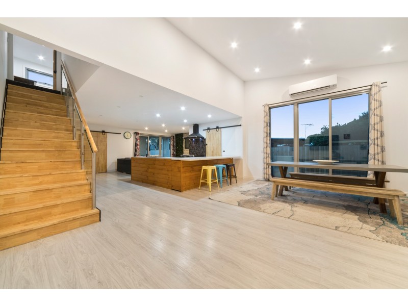 18 Bognor Avenue, Seaford VIC 3198