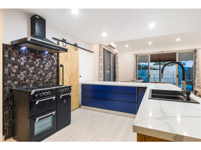 18 Bognor Avenue, Seaford VIC 3198