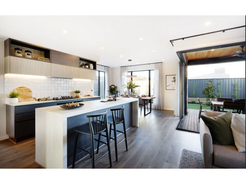 9 Merribrook Boulevard, Clyde VIC 3978