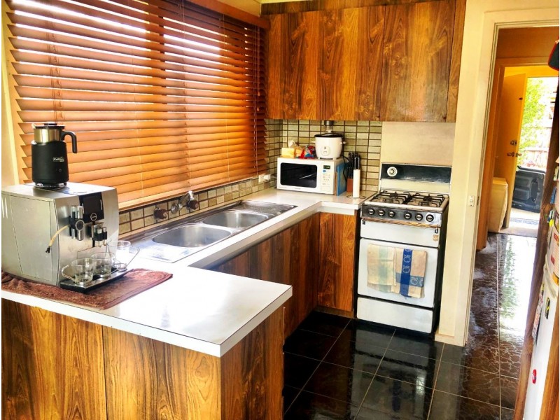 1/8 Nursery Avenue, Frankston VIC 3199