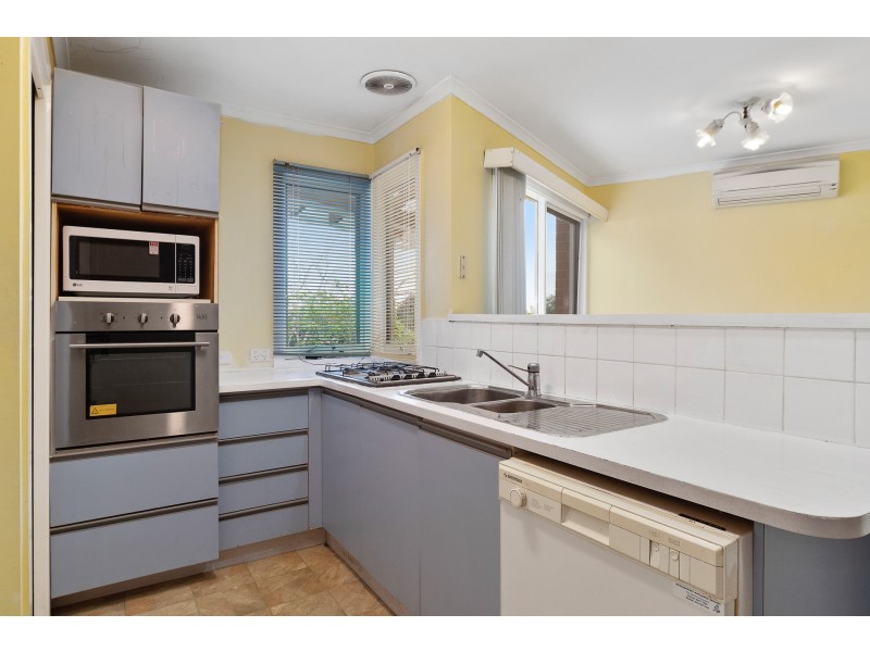 2/31 Kenilworth Avenue, Frankston VIC 3199