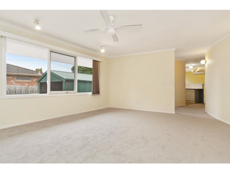 2/31 Kenilworth Avenue, Frankston VIC 3199