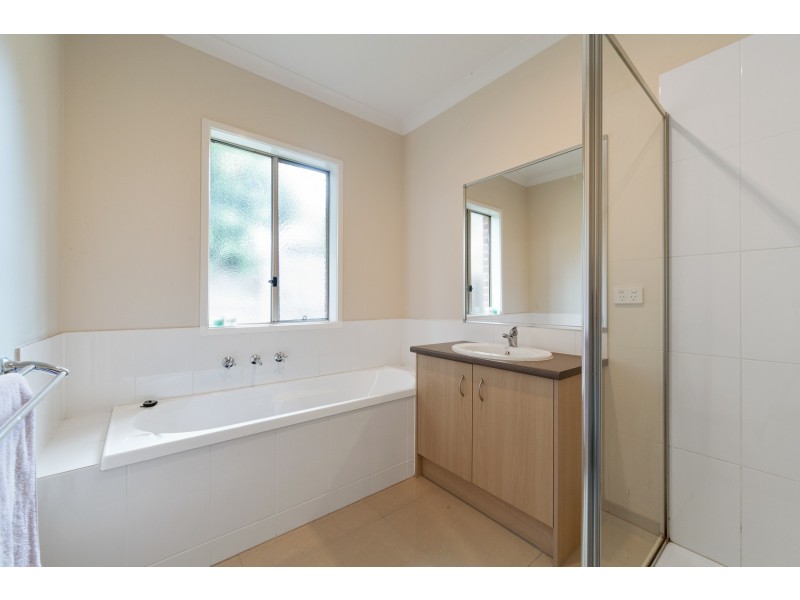 4/10 Nursery Avenue, Frankston VIC 3199