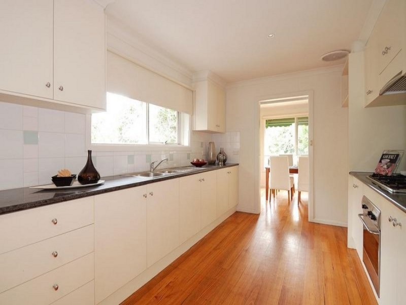 37 Blaxland Avenue, Frankston South VIC 3199