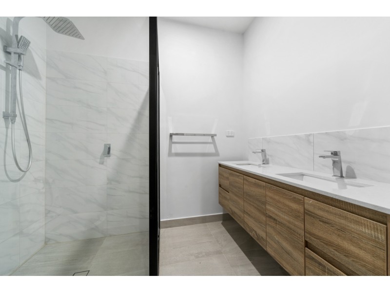 1B Balcombe Street, Frankston VIC 3199