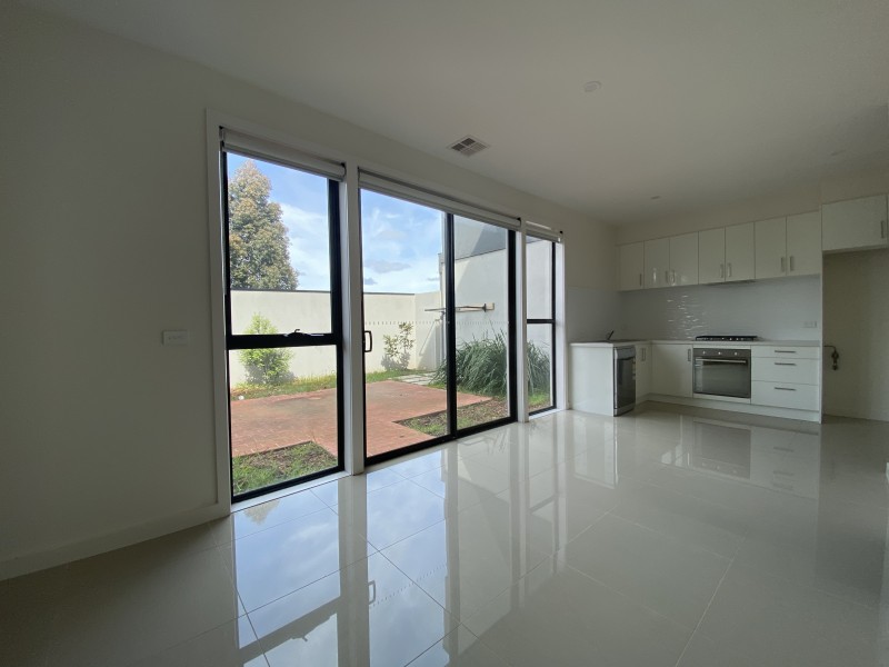 3 Autumn Crescent, Carrum Downs VIC 3201