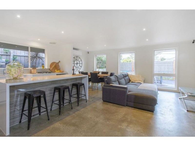 6 Gweno Avenue, Frankston South VIC 3199