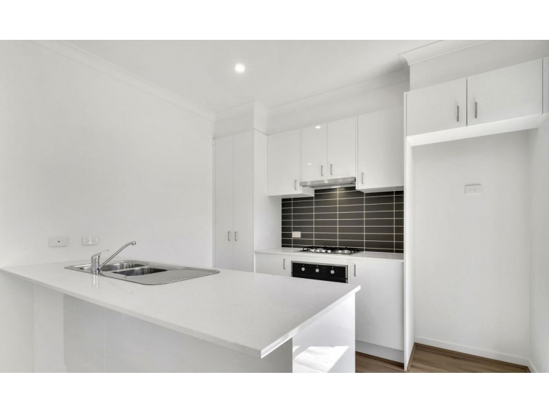 6 Addison Close, Officer VIC 3809