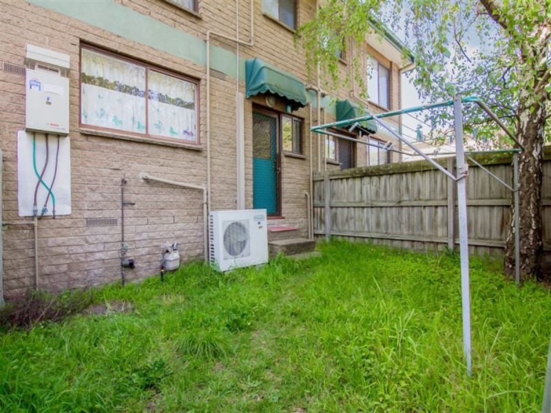 10/1 Foot Street, Frankston VIC 3199