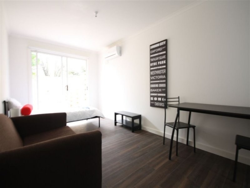 2 Heath Avenue, Frankston VIC 3199