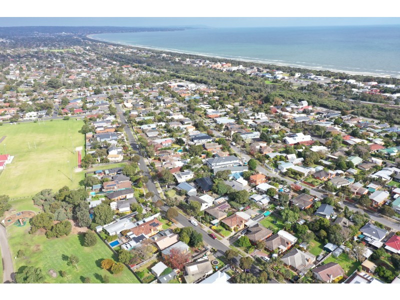 47 Wunalla Road, Seaford VIC 3198