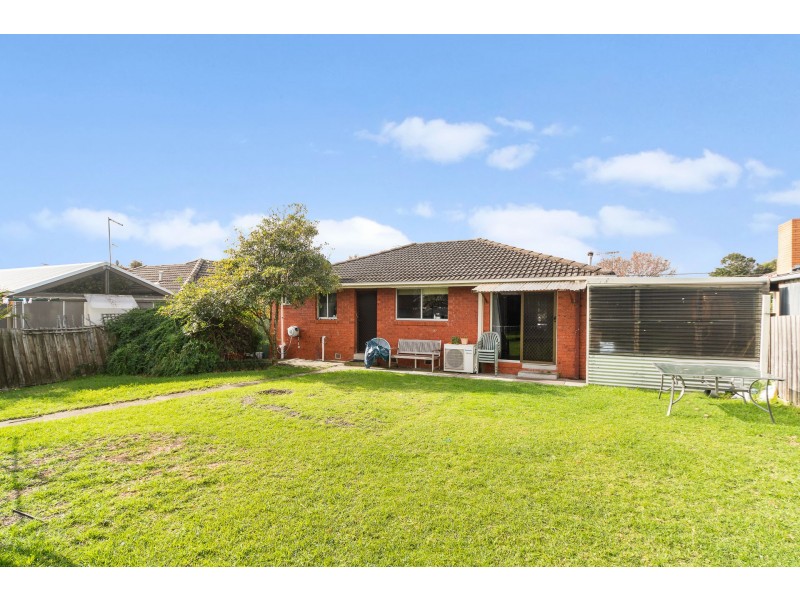 47 Wunalla Road, Seaford VIC 3198