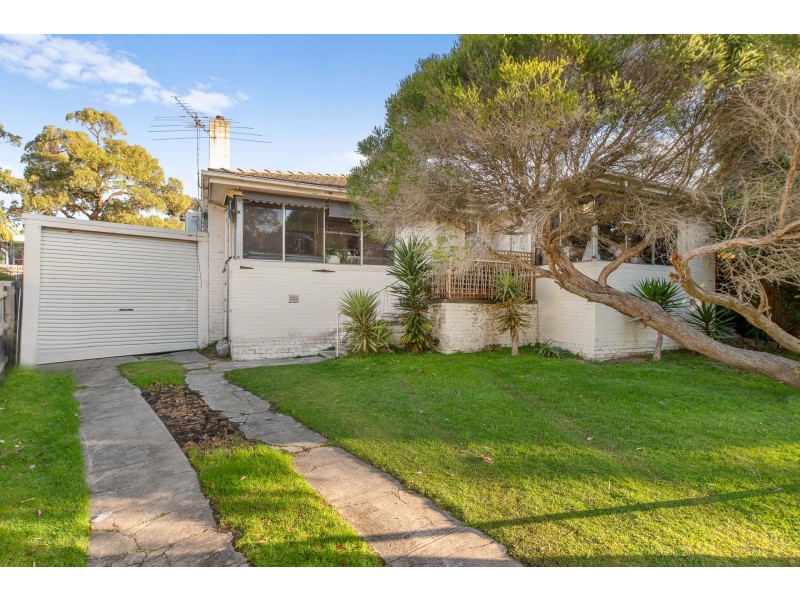 1 Dianne Court, Frankston VIC 3199