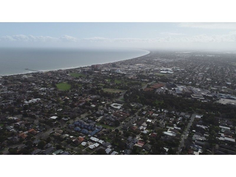 1 Dianne Court, Frankston VIC 3199