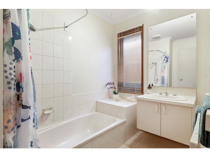 5 Tussock Court, Frankston VIC 3199