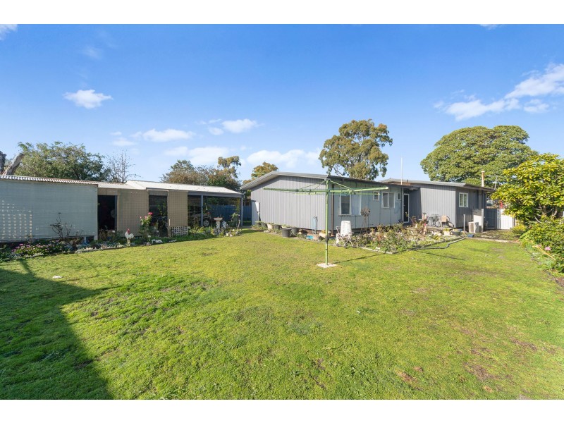 3 East Road, Seaford VIC 3198