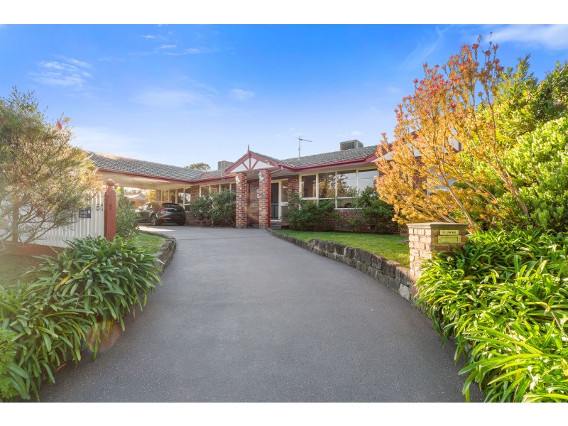 51 Woolston Drive, Frankston South VIC 3199