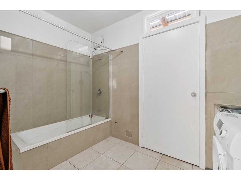 2 Bragge Street, Frankston VIC 3199