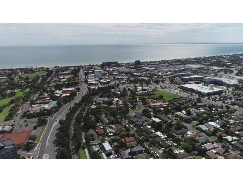 2/2 Elizabeth Street, Frankston VIC 3199