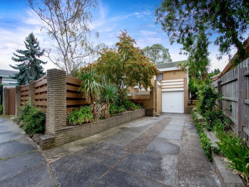6 Gavan Court, Frankston VIC 3199