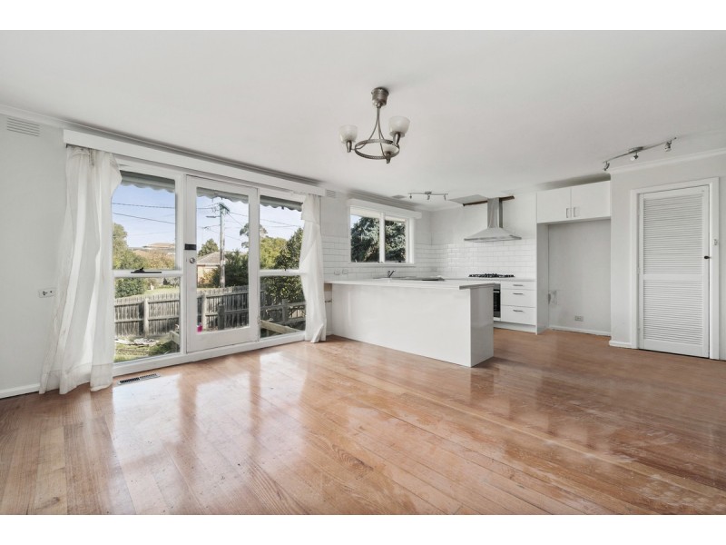 6 Gavan Court, Frankston VIC 3199