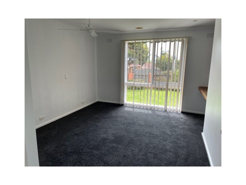 8 Acton Close, Frankston VIC 3199