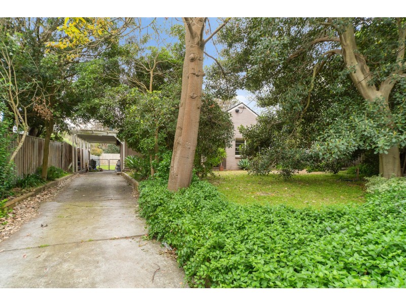 13 Liddesdale Avenue, Frankston South VIC 3199