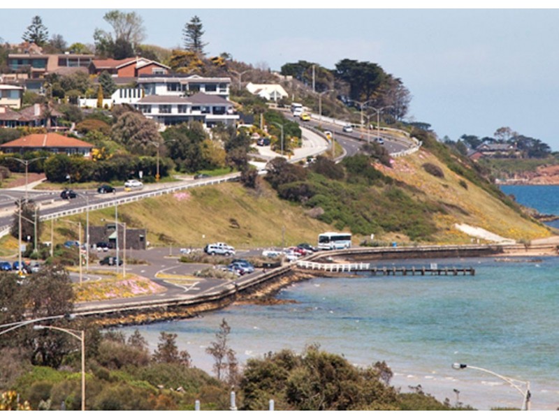 13 Liddesdale Avenue, Frankston South VIC 3199