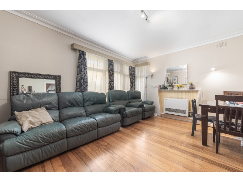 2 Adrian Street, Bentleigh East VIC 3165