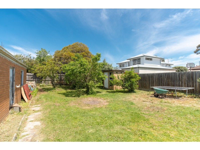 2 Adrian Street, Bentleigh East VIC 3165