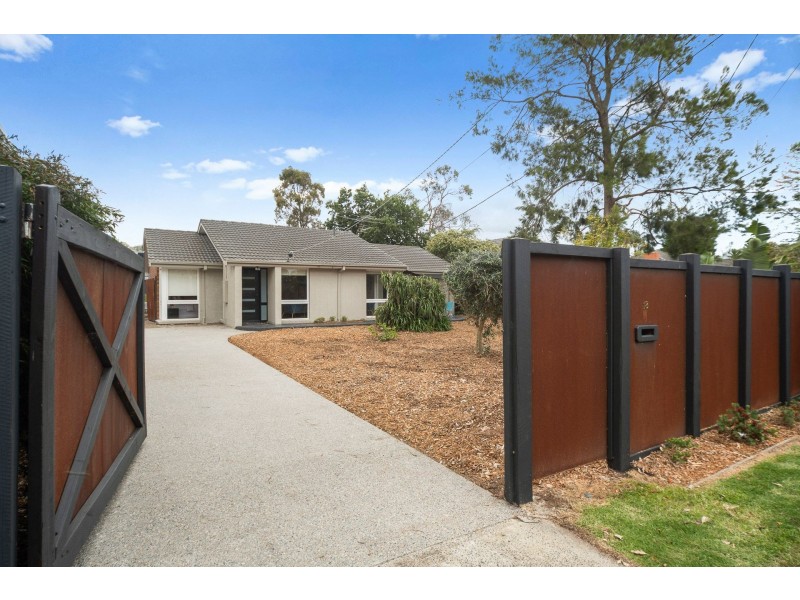 18 Pratt Avenue, Frankston South VIC 3199
