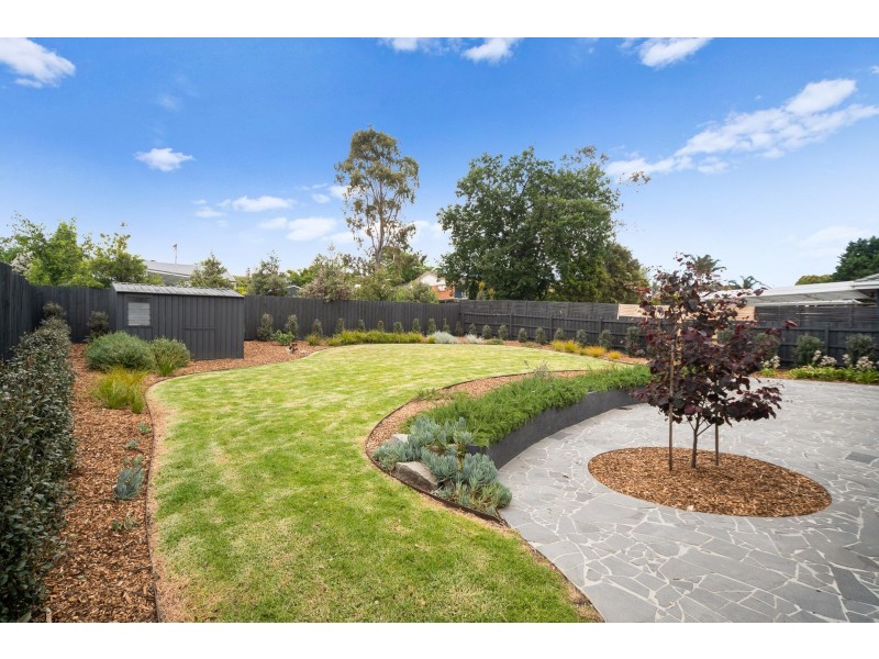 18 Pratt Avenue, Frankston South VIC 3199