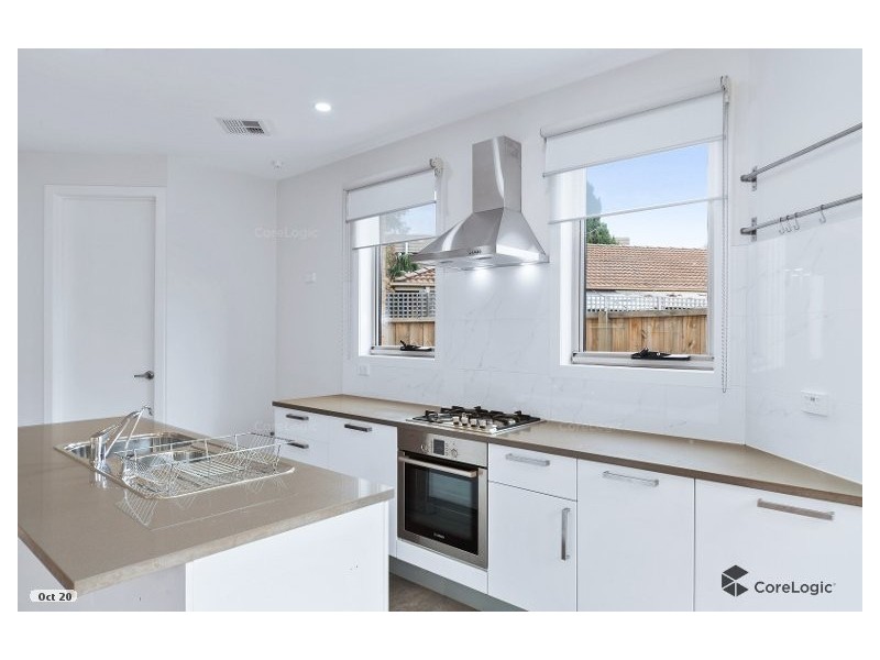 1/3 Bellevue Crescent, Seaford VIC 3198